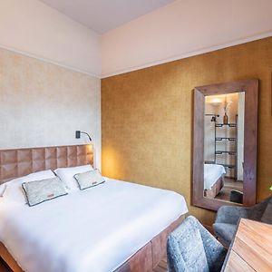 Kamer met een Queen Size Bed